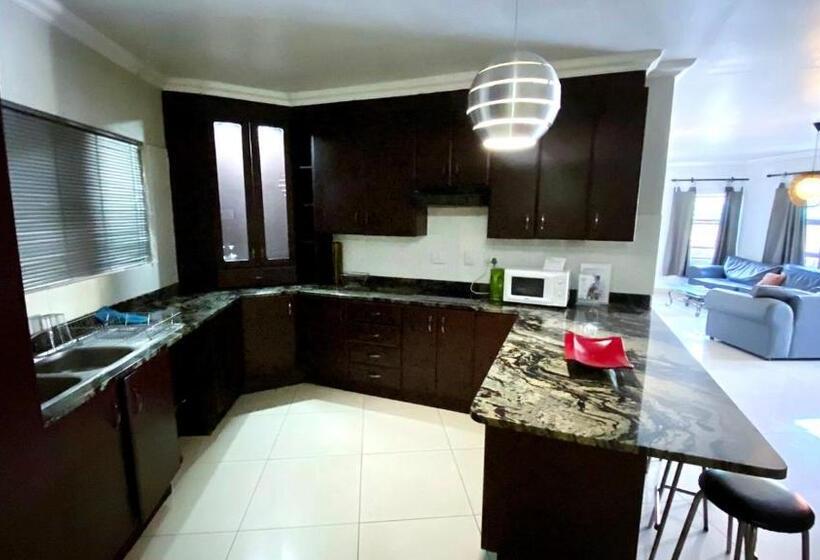 بنسيون Staycation In Hartbeespoort