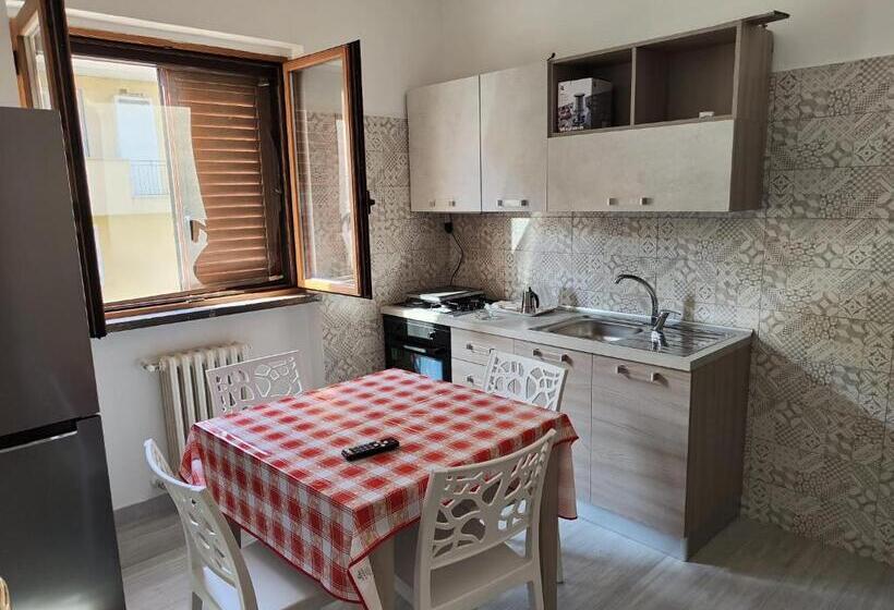 پانسیون Uriel 4