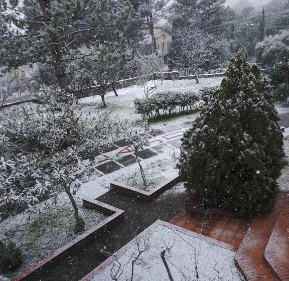 بنسيون Villa Joele