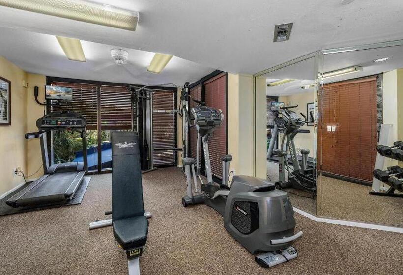 Pointe Estero Resort