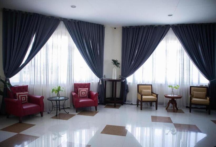 Primus Hotel And Resort