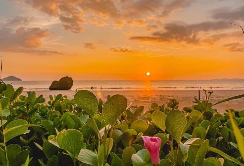 منتجع Hat Yao Seaview Beach Room