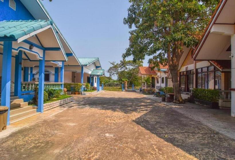 리조트 Oyo 570 Seaside Hua Hin