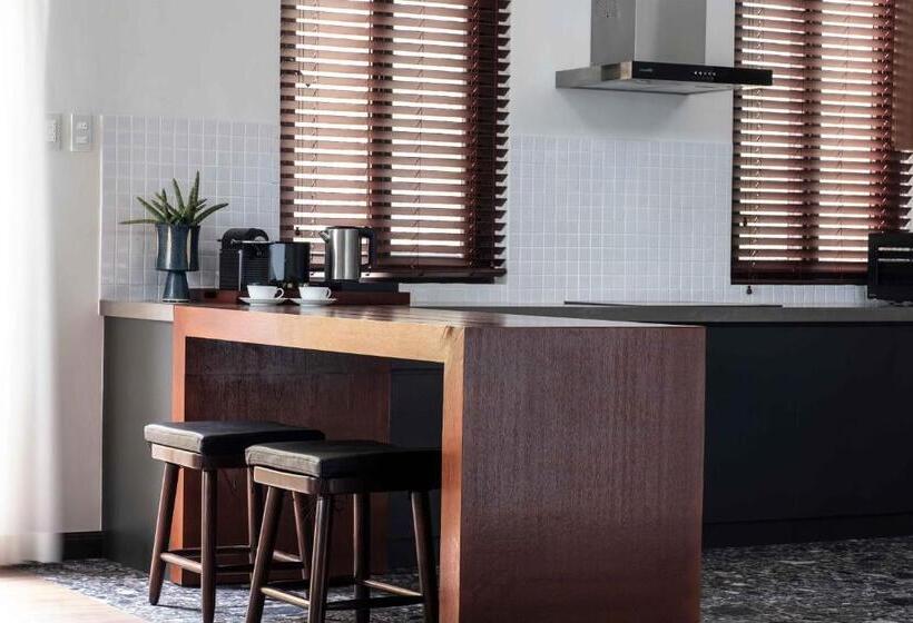 Shanti Cabin   Ezra Viniti Resort