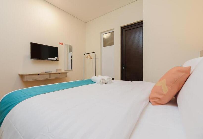 Sans Hotel Tajur Bogor