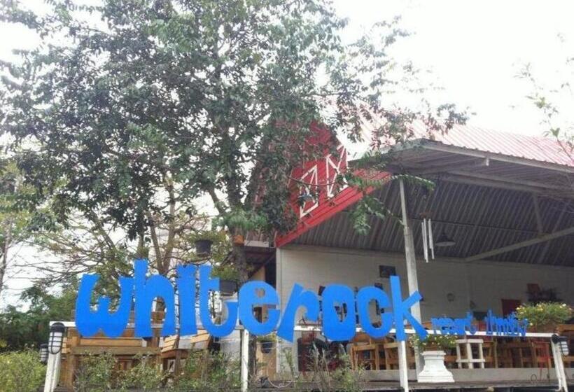 White Rock Resort Pakchong