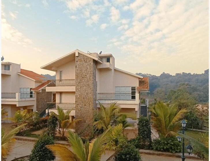 Wood Stock Acres Villa Resort