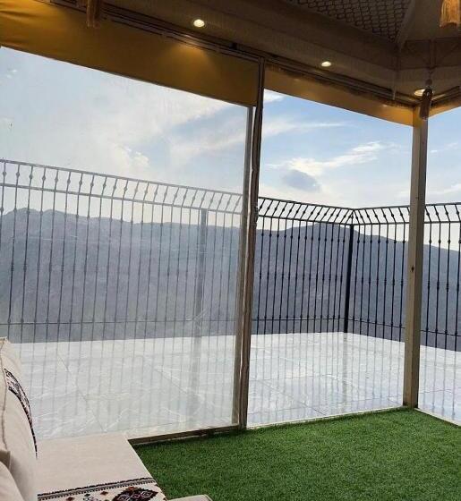 منتجع اورنايتس