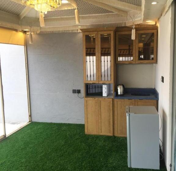 منتجع اورنايتس