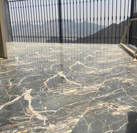 منتجع اورنايتس