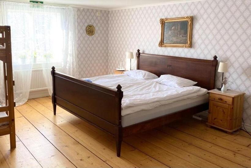 הוסטל Mossebo Gästhem