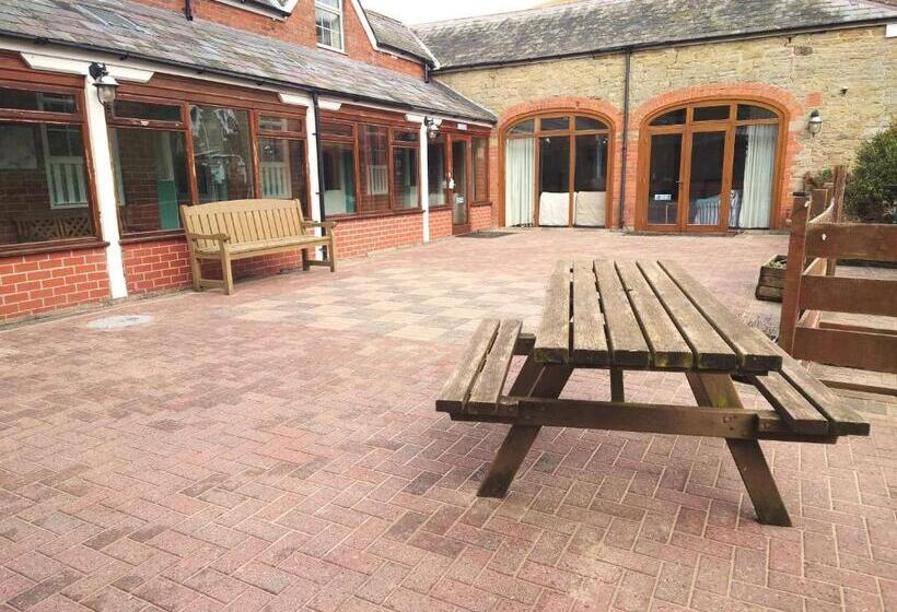 Общежитие The Stables