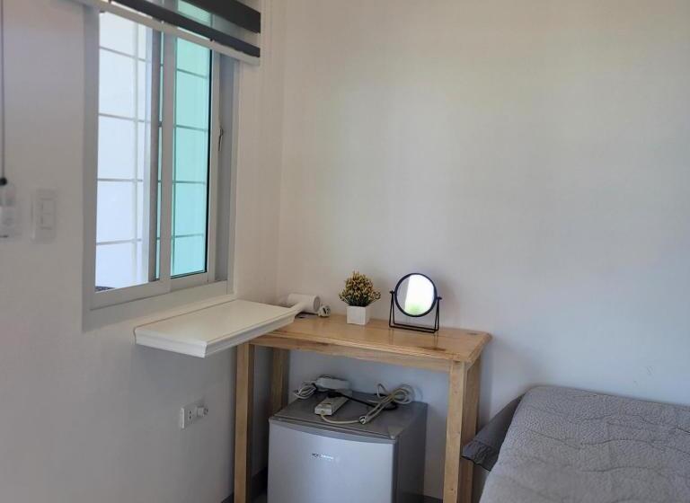 هاستل Tulomir #f 뚤로미르 행복한 2인실