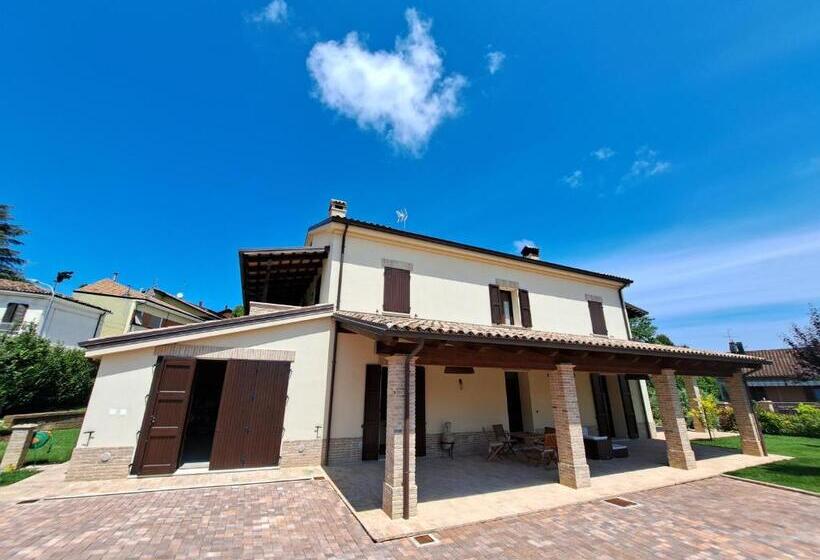 ベッドアンドブレックファースト Bb Da La Mi Ma, Gradara