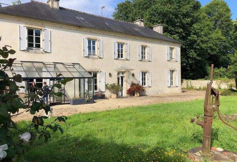 Bed and Breakfast Chambres D Hôtes De La Grande Maison