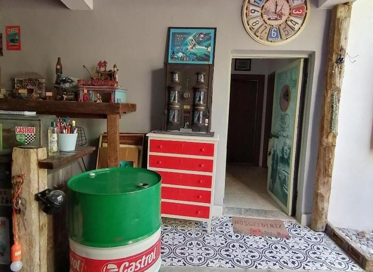 민박 History Aparts