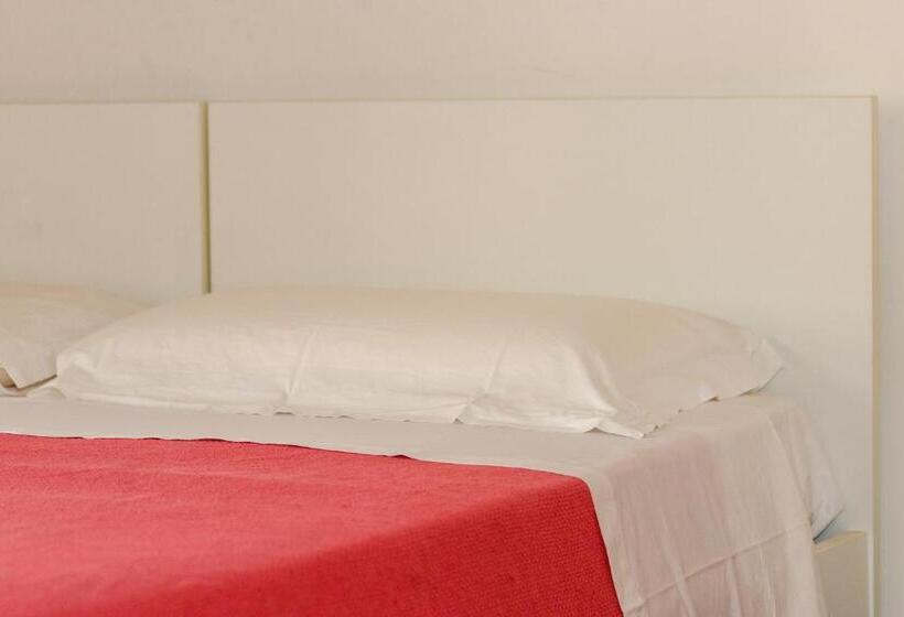 ベッドアンドブレックファースト Il Ristoro Di Hamingway