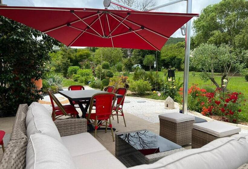 Bed and Breakfast La Maison De Tina