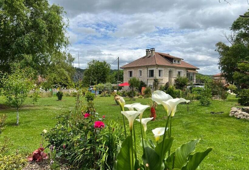 Bed and Breakfast La Maison De Tina