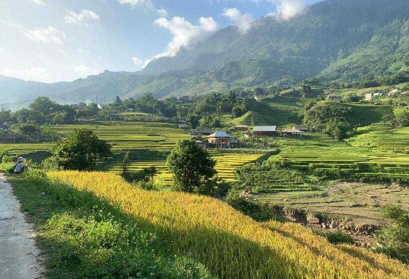 تختخواب و صبحانه La Rosa House