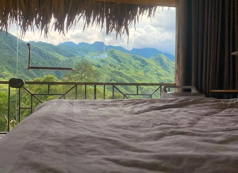 تختخواب و صبحانه La Rosa House