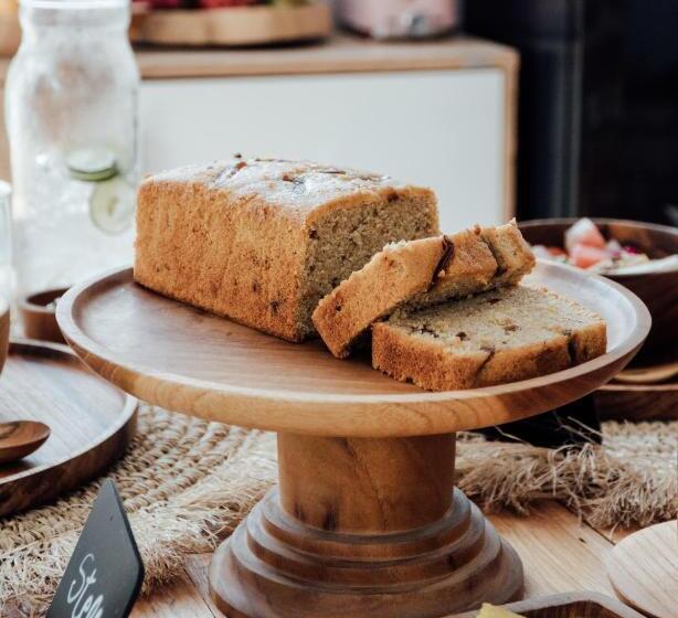 مبيت وإفطار Marshmellow Surf & Wellness Camp Lombok