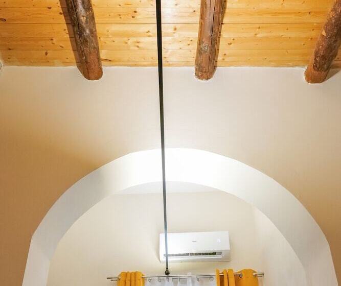 تختخواب و صبحانه Rooftop Parthenopeo Contemporary Rooms