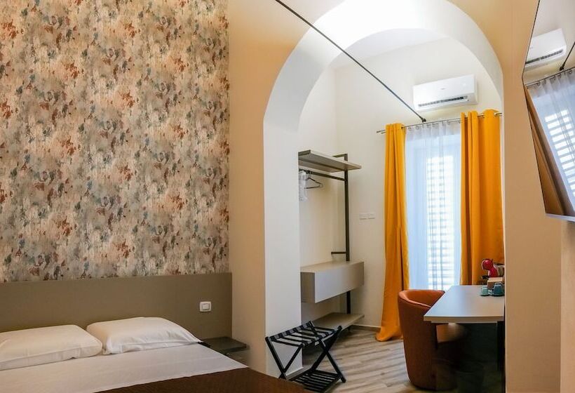 تختخواب و صبحانه Rooftop Parthenopeo Contemporary Rooms