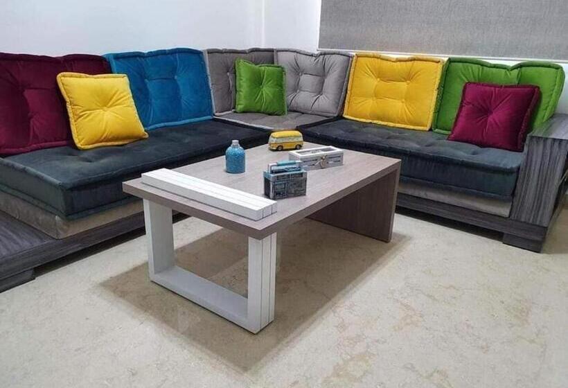 تختخواب و صبحانه Zzinn