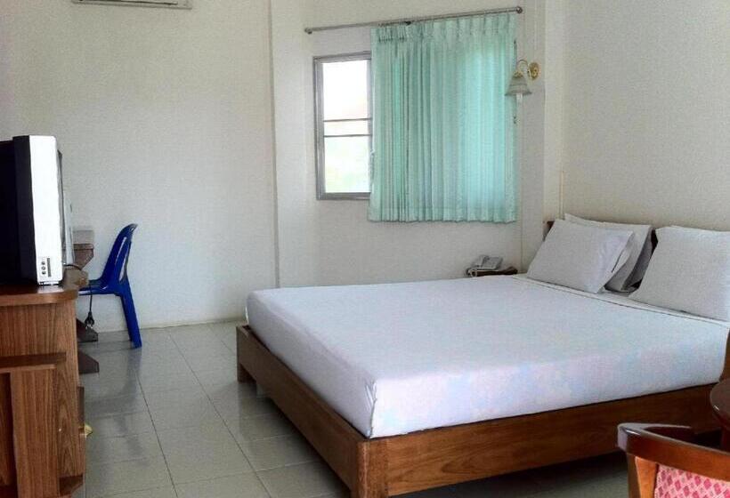 Chumphon Park Resort