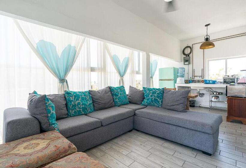 فندق Aramara Suite