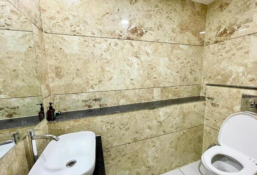 Govindam Inn ! Ujjain Fully Air Conditioned Hotel At Prime Location With Parking Availability, Near