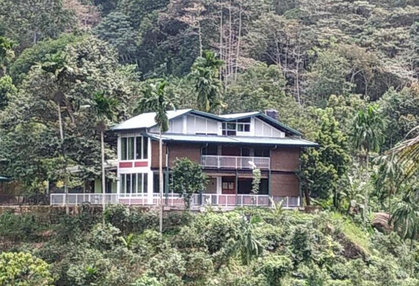 Green Water Resort   Mountain Villa With Natural Pool