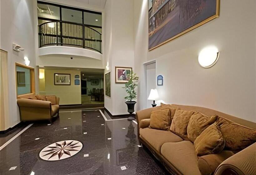 Holiday Inn Express Hotel & Suites Columbus