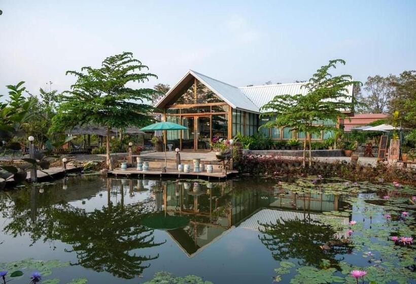 ホテル ครัวบัวสวยรีสอร์ท