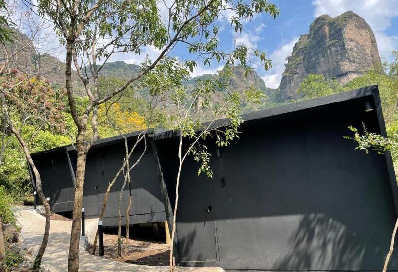 호텔 Bajo La Montaña