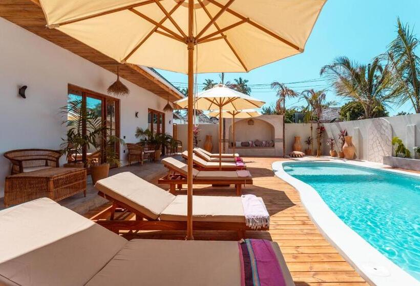 בית מלון כפרי Casa Ananda Boutique