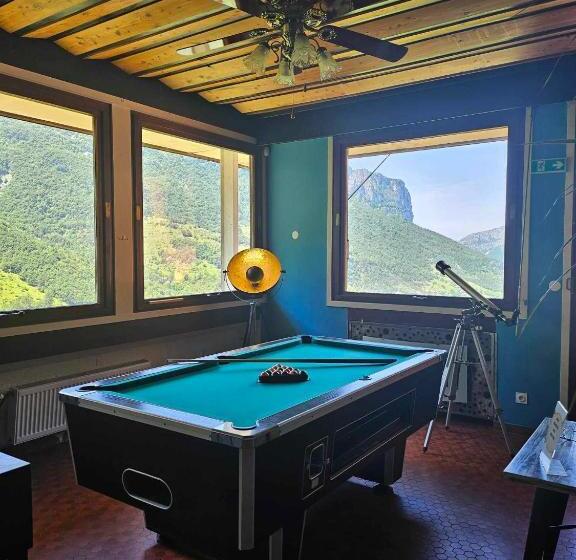 בית מלון כפרי Cinéma, Chambre Privée Au Le Refuge Du Phoenix