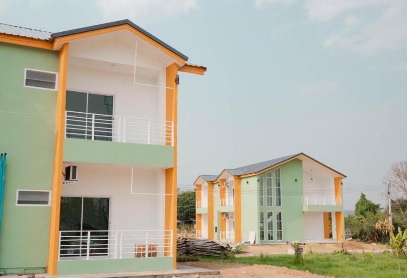 فندق Dino Homestay