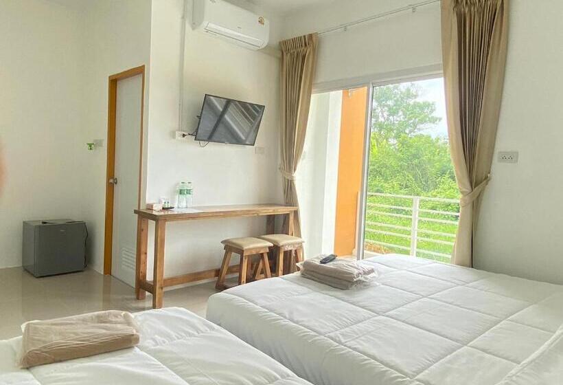 فندق Dino Homestay