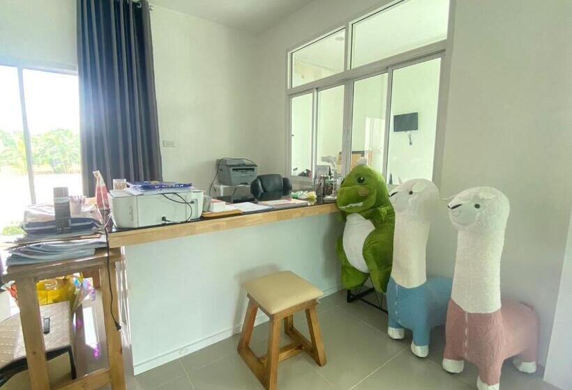 فندق Dino Homestay