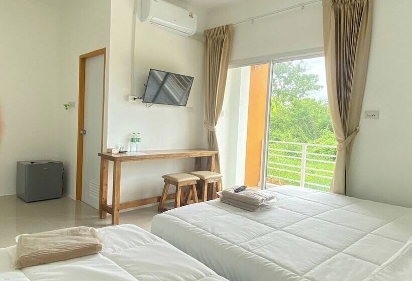 فندق Dino Homestay