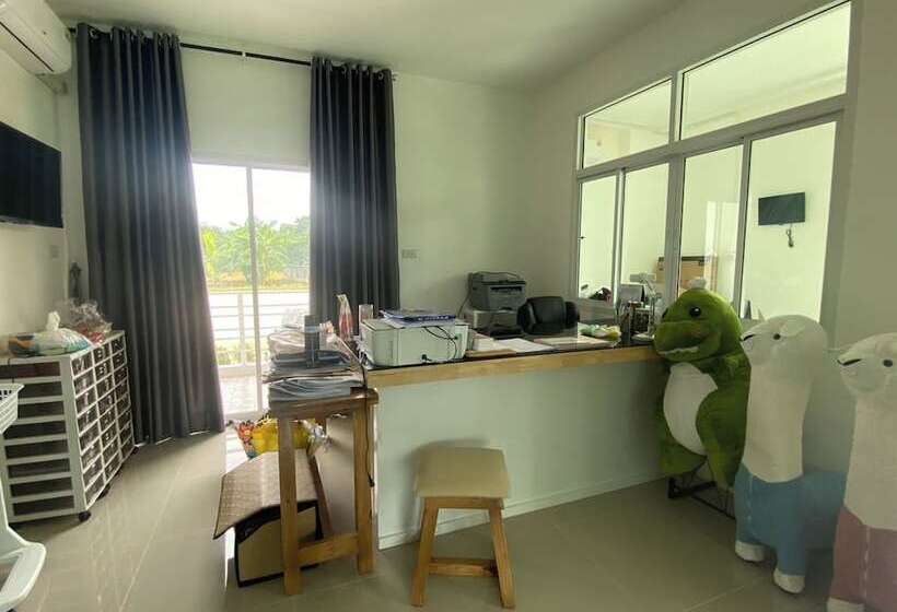 فندق Dino Homestay
