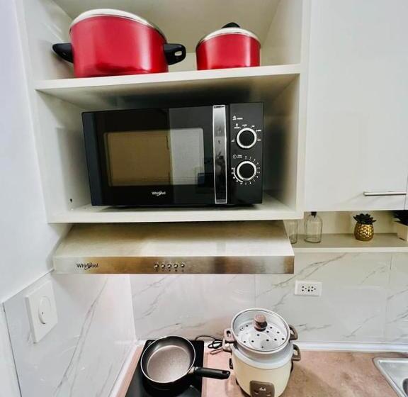 هتل Sanguine Staycation