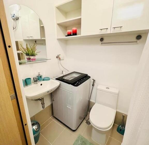 هتل Sanguine Staycation