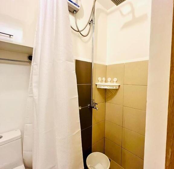 هتل Sanguine Staycation