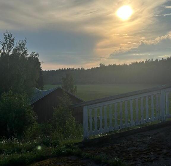 酒店 Herkkumäen Navetta