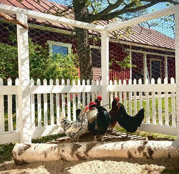 酒店 Herkkumäen Navetta