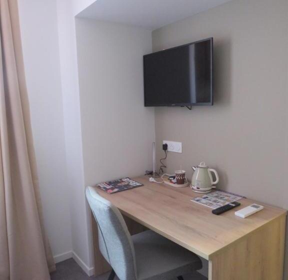 בית מלון כפרי Hôtel Les Jardins De Saulzet