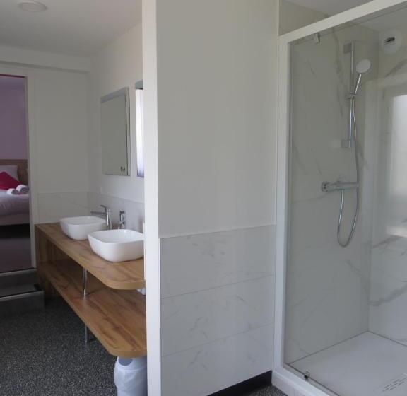 בית מלון כפרי Hôtel Les Jardins De Saulzet